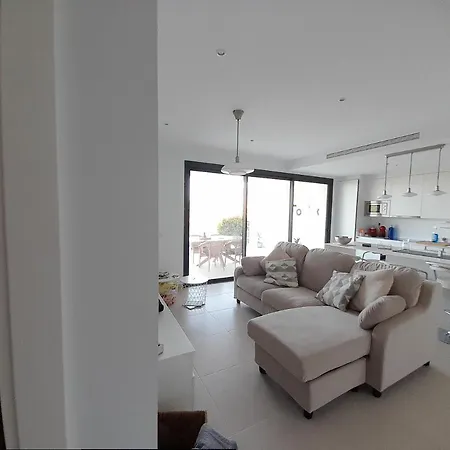 Costa Del Sol Golf First Line-near Marbella - Stunning Views - Ground Floor Penthouse - 3 Bedrooms - Big Terras And Garden 2- 6 Persons One Price! - Completely Furnished And Equipt For An Unforgetable And Golf Matches Pleasu Apartamento *